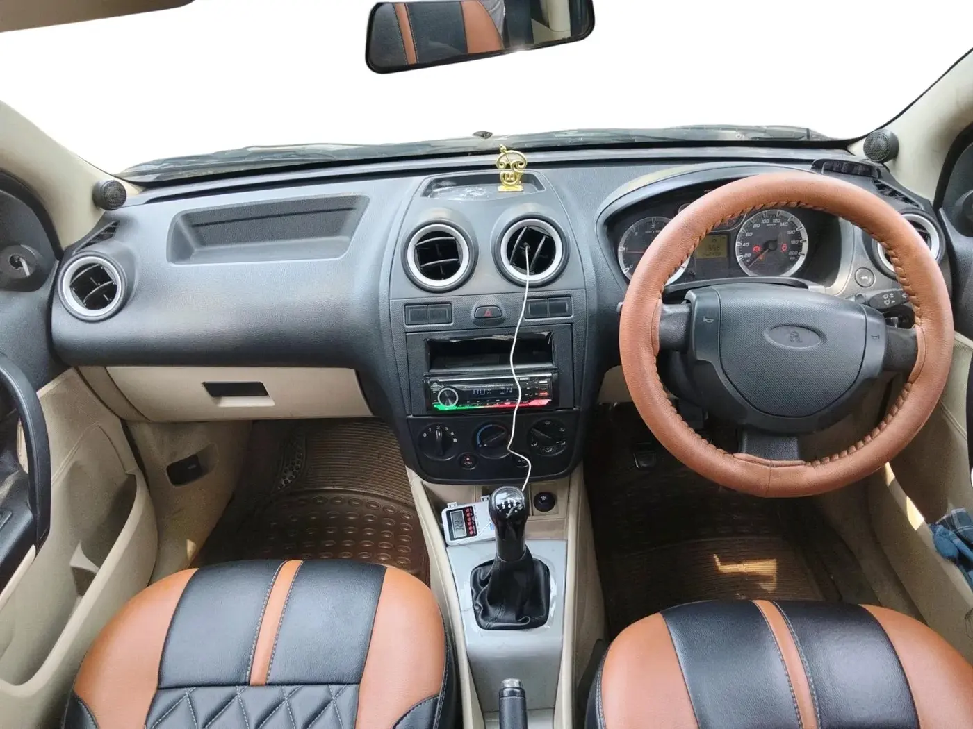 2008 Ford Fiesta EXI 1.4 DIESEL, Diesel, Manual, 2,52,490 km, interior
