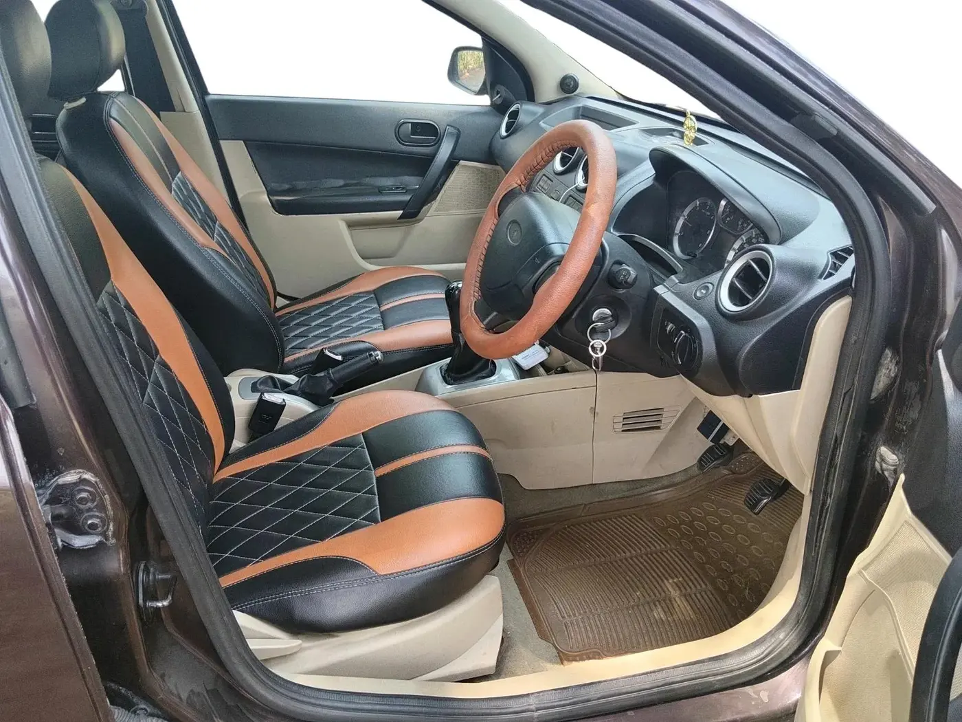 2008 Ford Fiesta EXI 1.4 DIESEL, Diesel, Manual, 2,52,490 km, interior