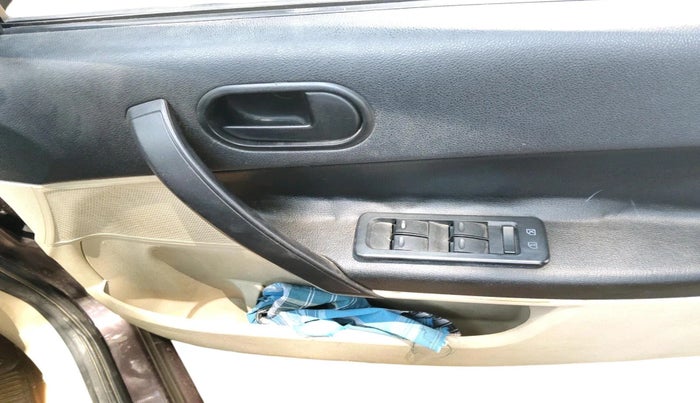 2008 Ford Fiesta EXI 1.4 DIESEL, Diesel, Manual, 2,52,490 km, interior