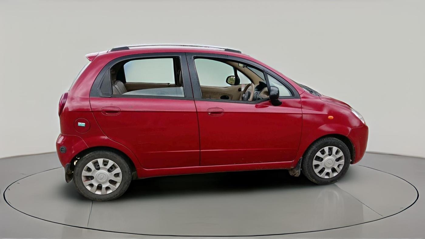 2011 Chevrolet Spark LT 1.0, Petrol, Manual, 1,10,517 km, exterior