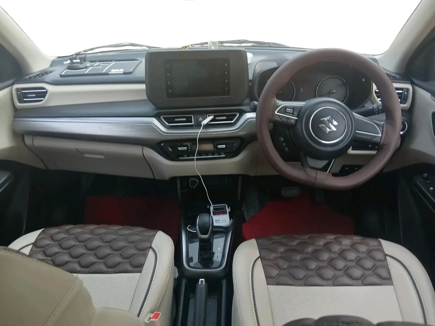 2025 Maruti Dzire ZXi AMT, Petrol, Automatic, 2,630 km, interior