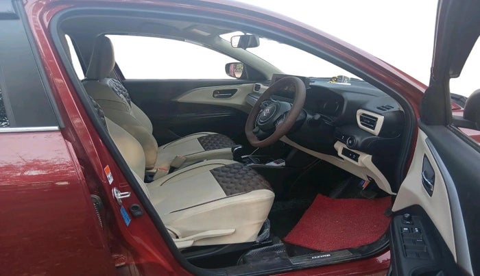 2025 Maruti Dzire ZXi AMT, Petrol, Automatic, 2,630 km, interior