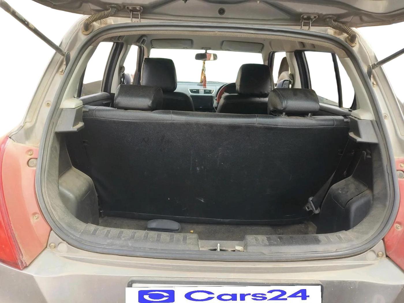 2014 Maruti Swift VXI, Petrol, Manual, 69,987 km, exterior