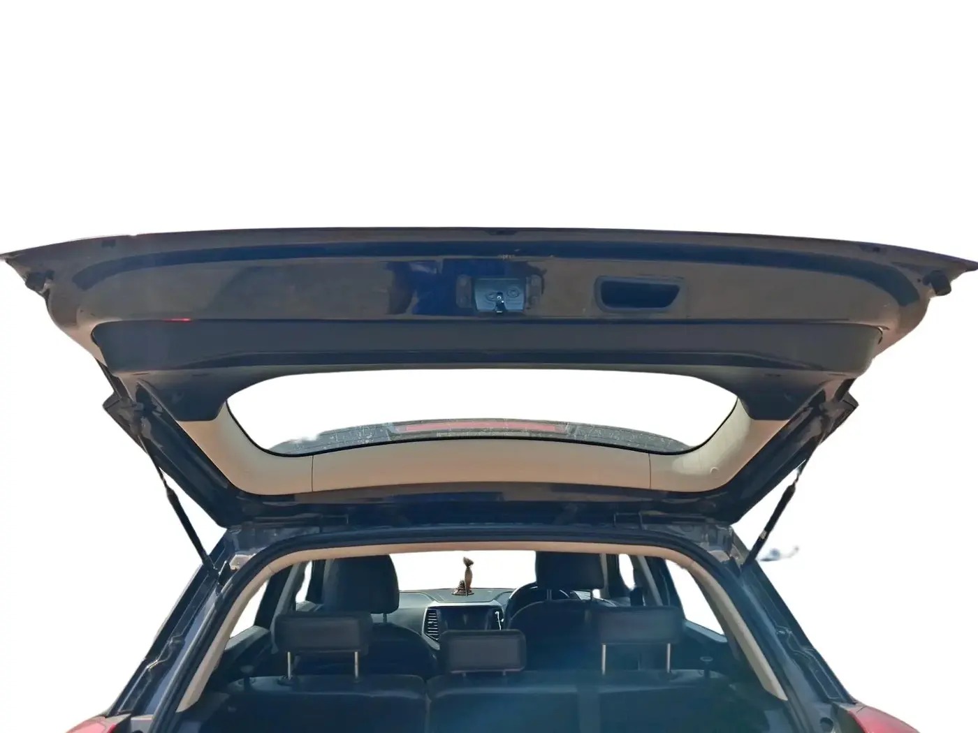 2023 Mahindra XUV300 W8(O) TURBO GDI, Petrol, Manual, 24,500 km, exterior