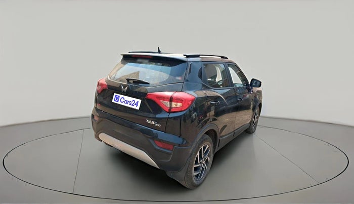 2023 Mahindra XUV300 W8(O) TURBO GDI, Petrol, Manual, 24,120 km, exterior