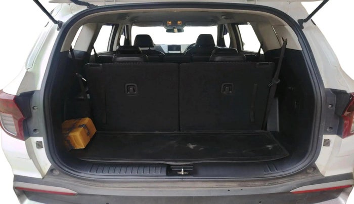 2023 KIA CARENS PRESTIGE 1.5 PETROL 7 STR, Petrol, Manual, 15,433 km, exterior