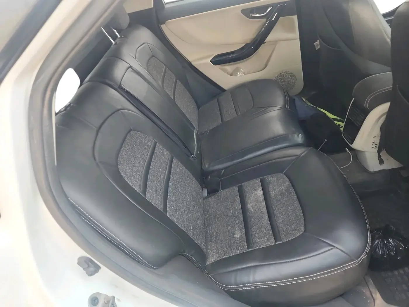 2023 Tata NEXON XZ PLUS PETROL SUNROOF, Petrol, Manual, 30,586 km, interior