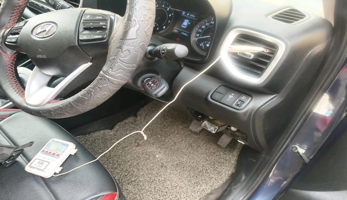 2022 Hyundai VENUE SX 1.0 TURBO IMT, Petrol, Manual, 27,602 km, interior