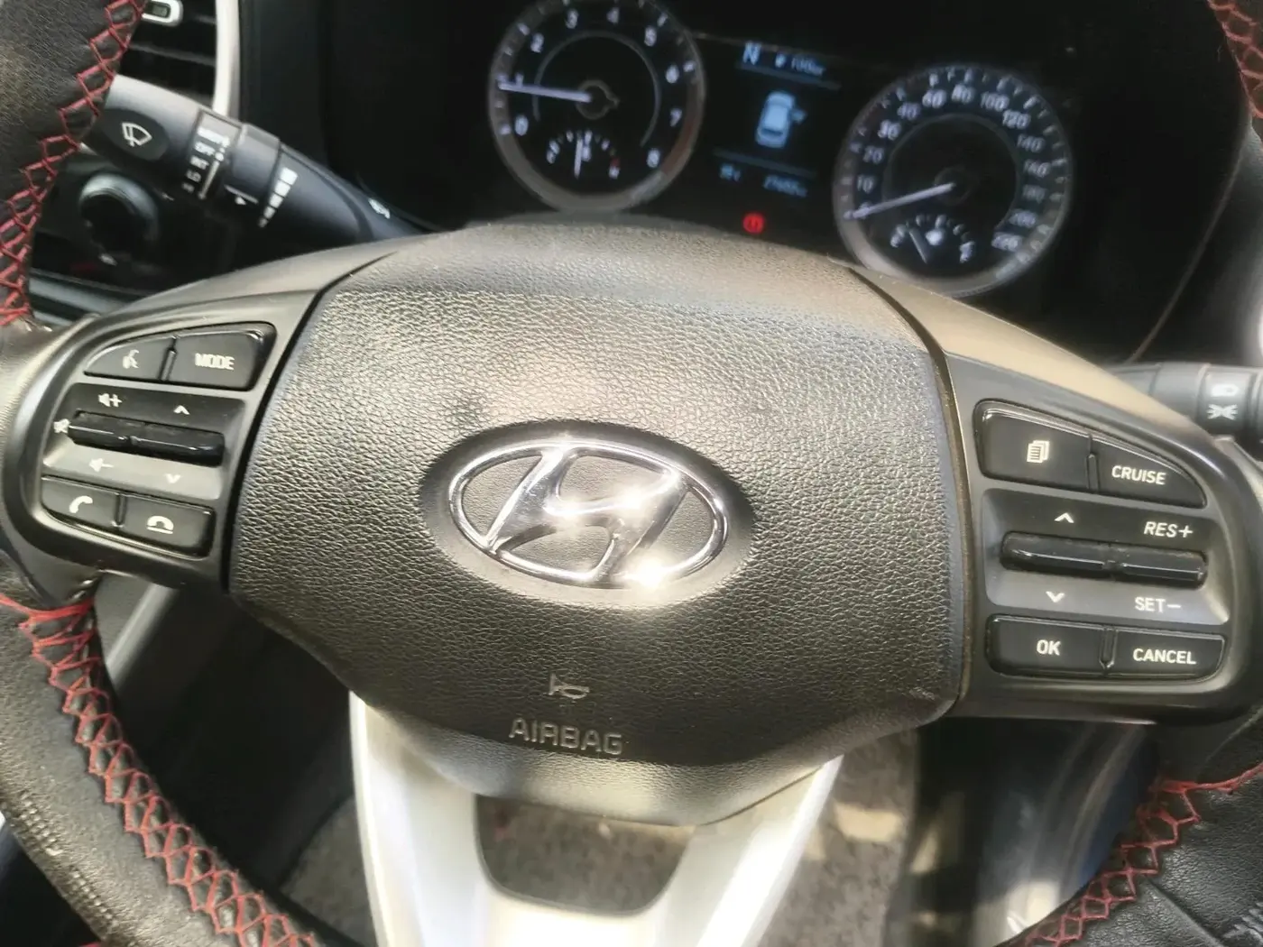 2022 Hyundai VENUE SX 1.0 TURBO IMT, Petrol, Manual, 27,602 km, interior
