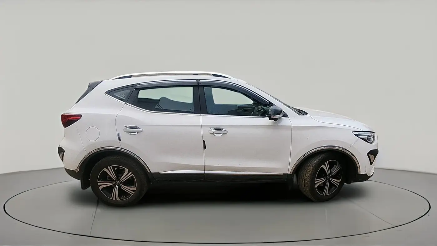 2022 MG ASTOR SAVVY 1.5 CVT, Petrol, Automatic, 81,083 km, exterior