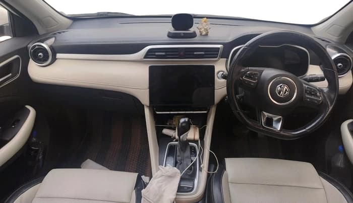 2022 MG ASTOR SAVVY 1.5 CVT, Petrol, Automatic, 86,326 km, interior