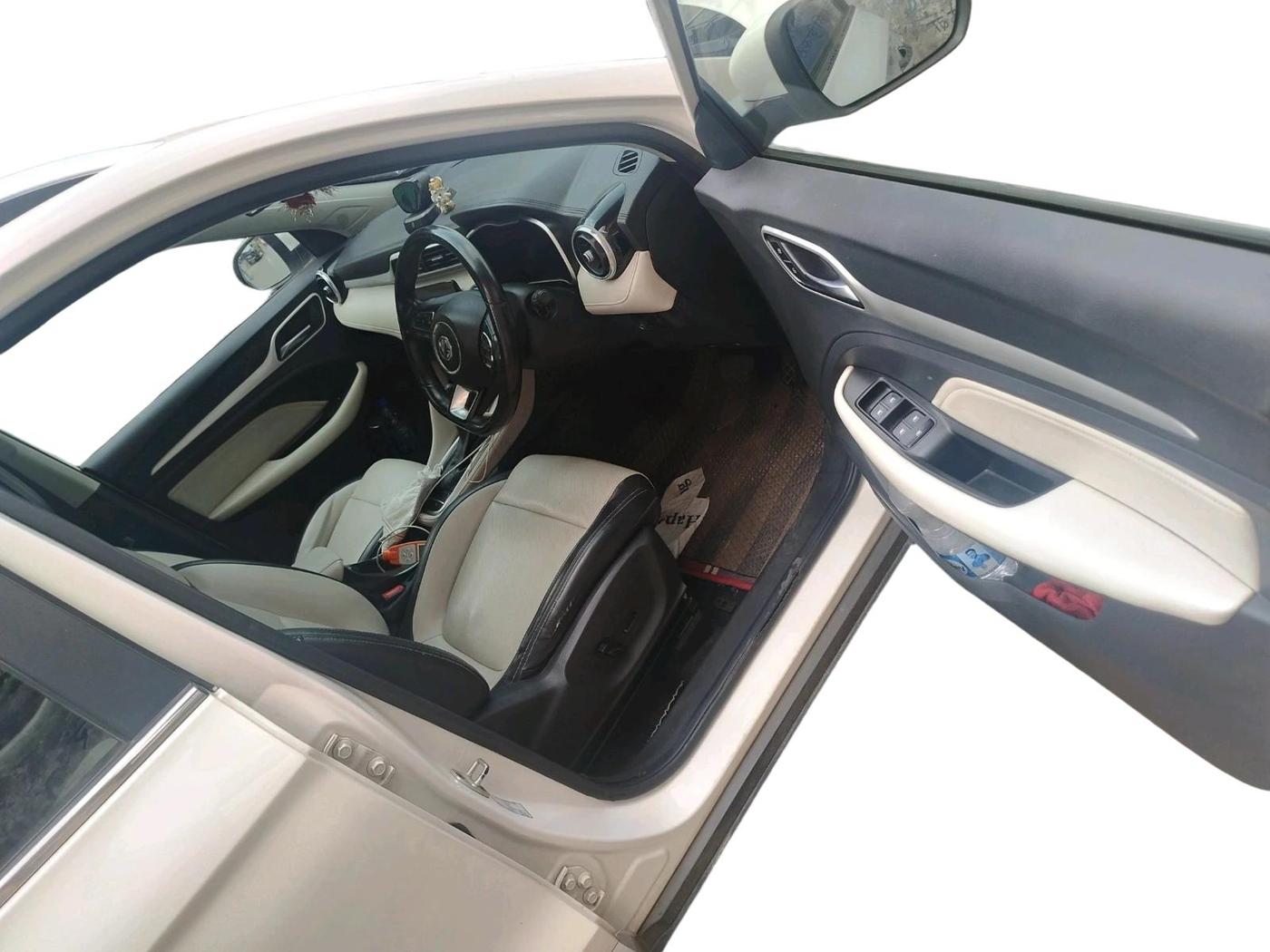 2022 MG ASTOR SAVVY 1.5 CVT, Petrol, Automatic, 86,326 km, interior