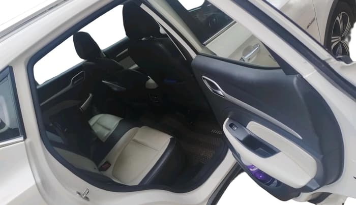 2022 MG ASTOR SAVVY 1.5 CVT, Petrol, Automatic, 86,326 km, interior