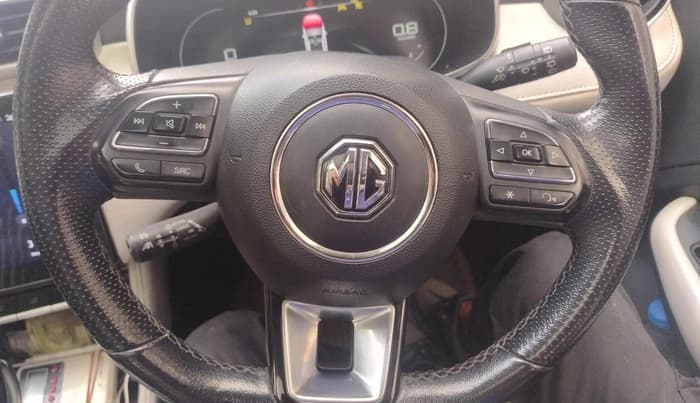 2022 MG ASTOR SAVVY 1.5 CVT, Petrol, Automatic, 86,326 km, interior