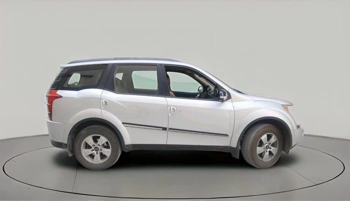 2013 Mahindra XUV500 W8, Diesel, Manual, 1,24,641 km, exterior