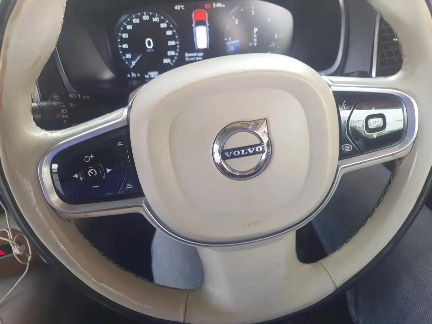2016 Volvo XC 90 D5 Inscription, Diesel, Automatic, 1,66,024 km, interior