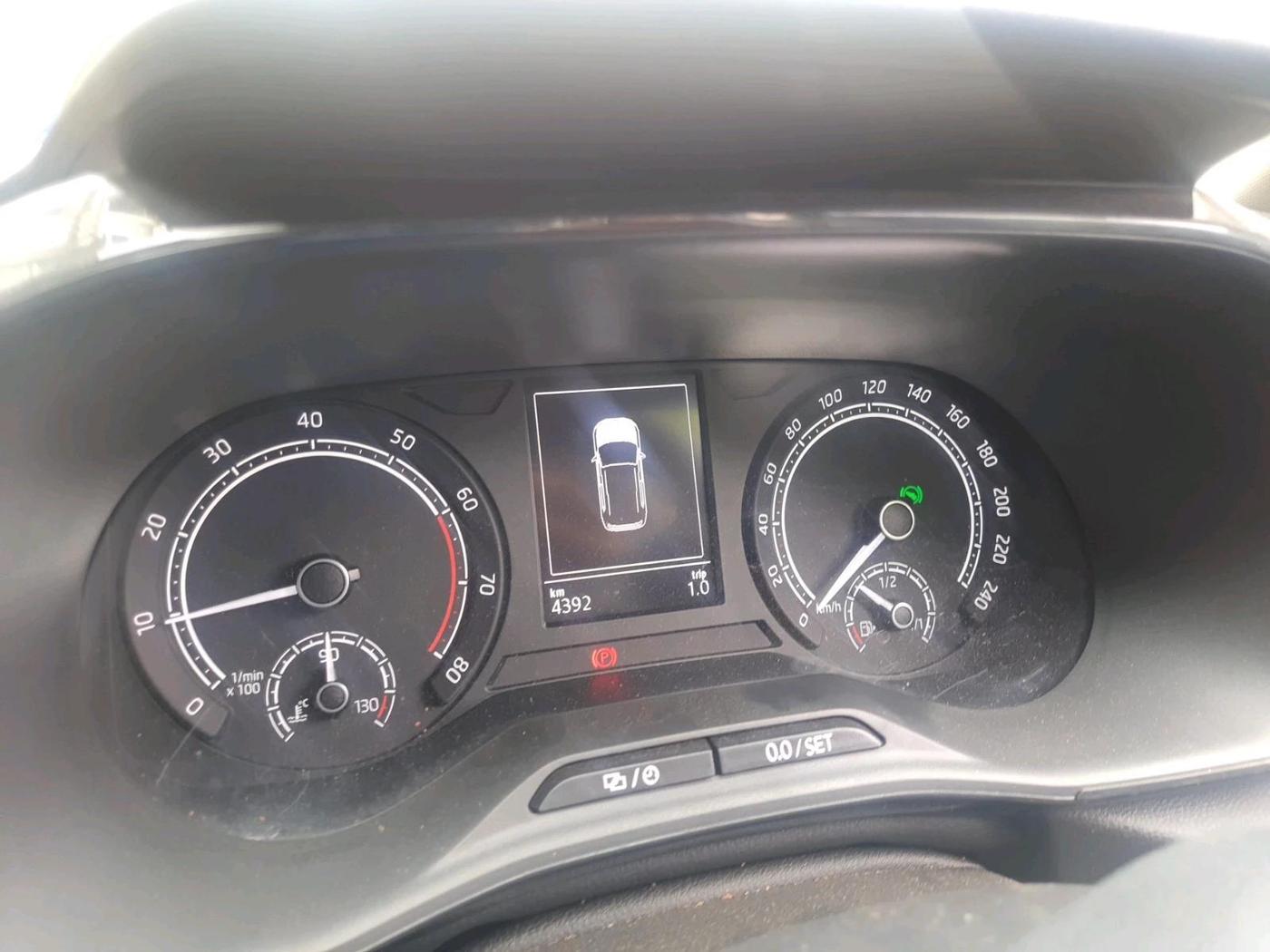 2026 Skoda Kylaq Signature AT, Petrol, Automatic, 4,392 km, interior