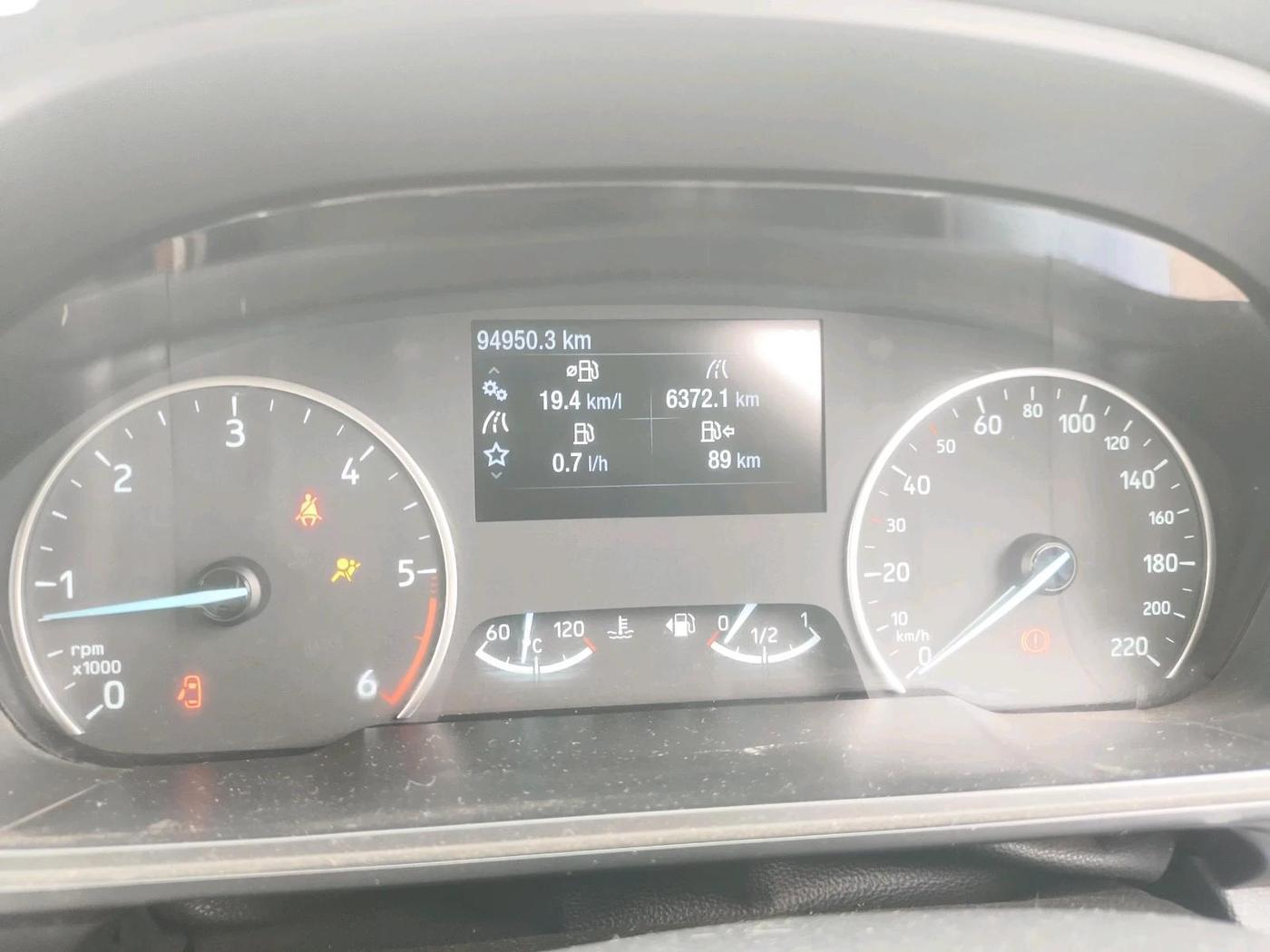 2019 Ford Ecosport TITANIUM + 1.5L DIESEL, Diesel, Manual, 94,950 km, interior