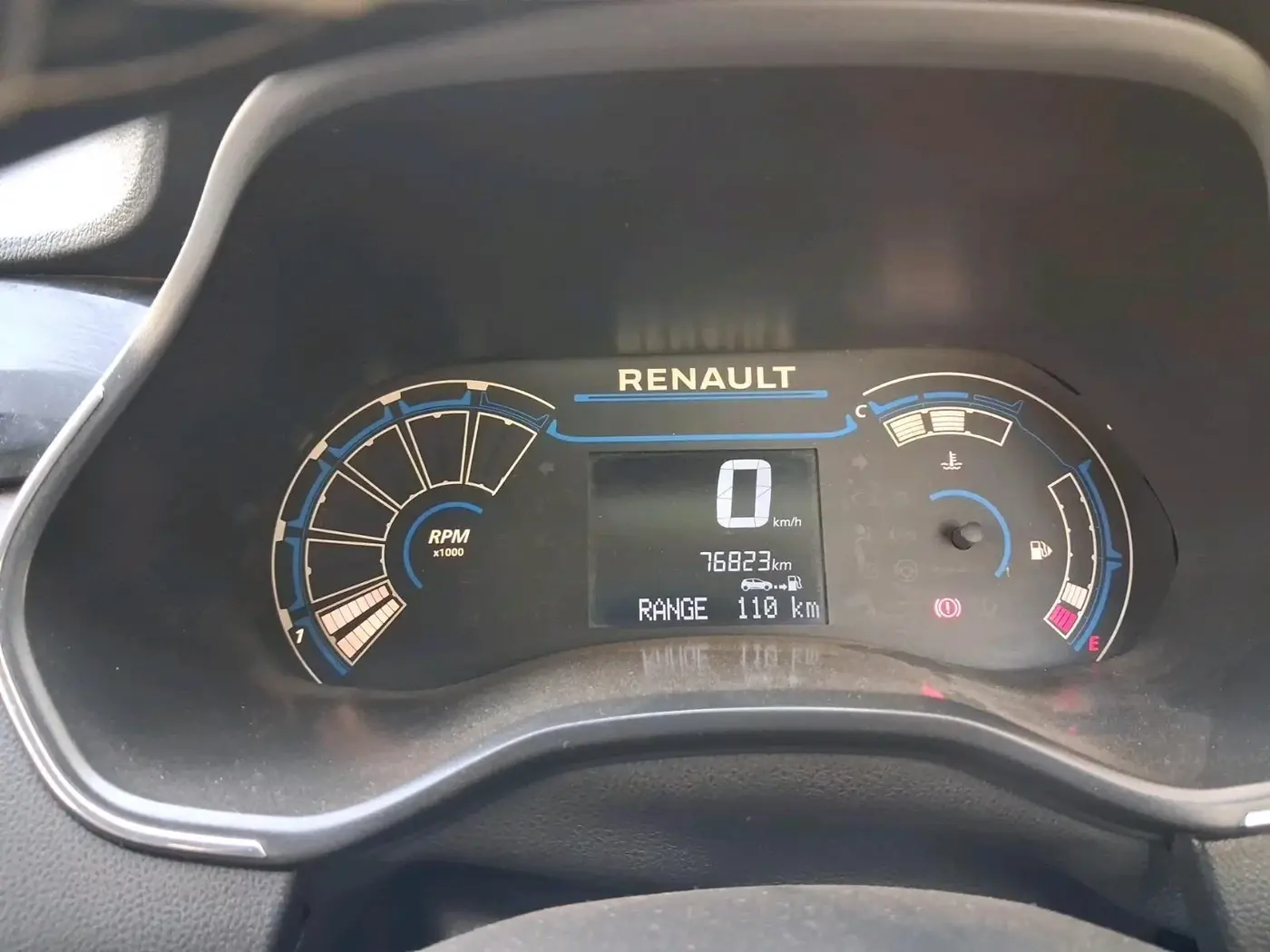 2019 Renault TRIBER RXT, Petrol, Manual, 76,823 km, interior