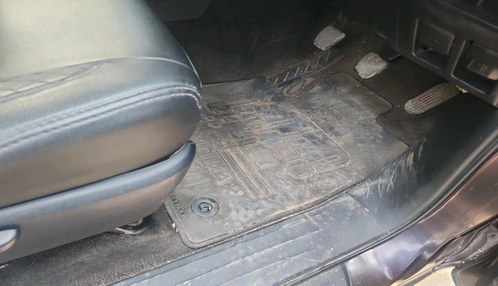 2019 Toyota Innova Crysta 2.4 VX 8 STR, Diesel, Manual, 1,47,192 km, interior