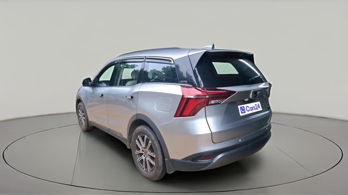 2022 Mahindra XUV700 AX 7 LUXURY P AT 7 STR, Petrol, Automatic, 14,736 km, exterior