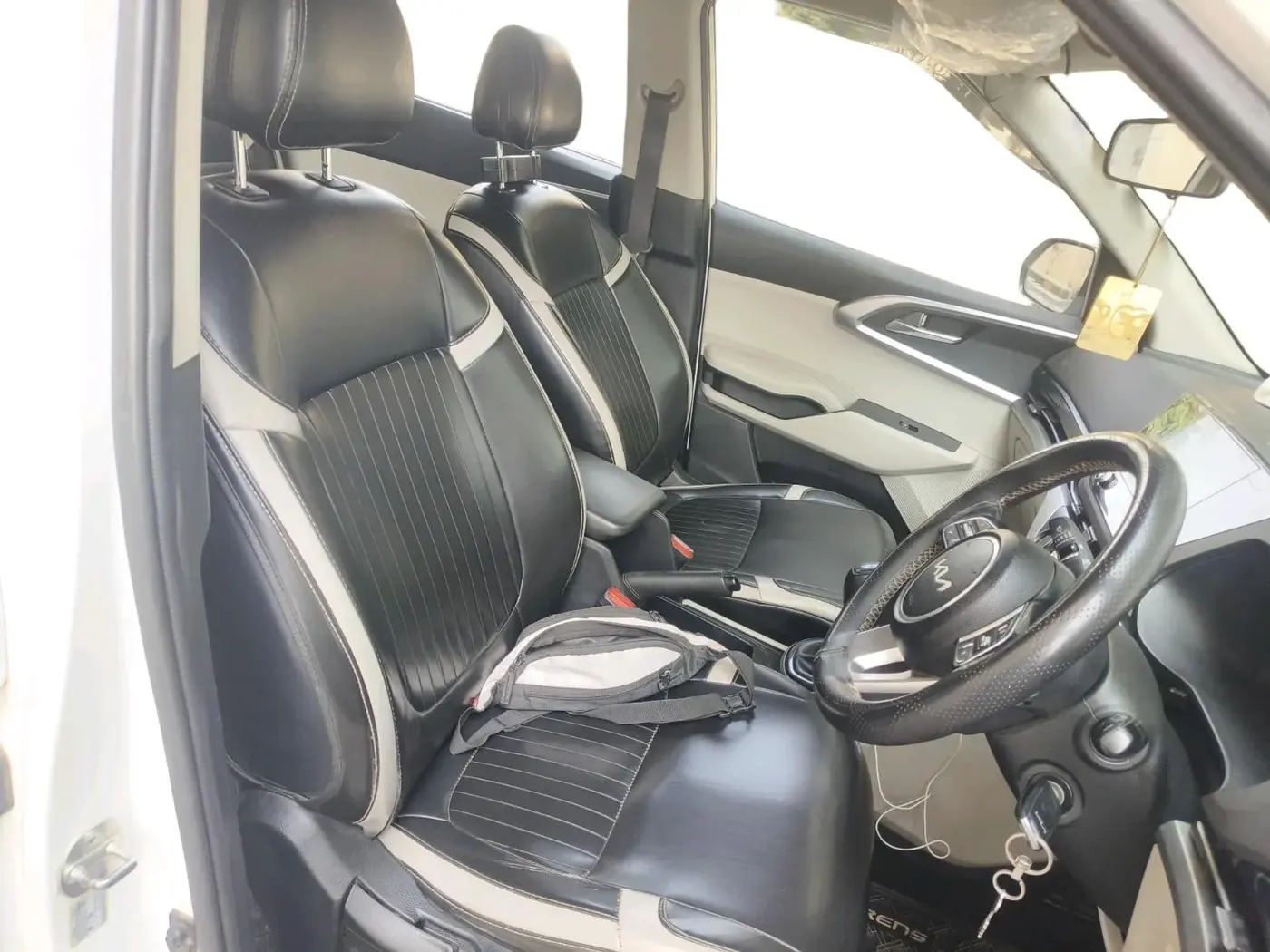 2023 KIA CARENS PRESTIGE 1.5 PETROL 7 STR, Petrol, Manual, 43,970 km, interior