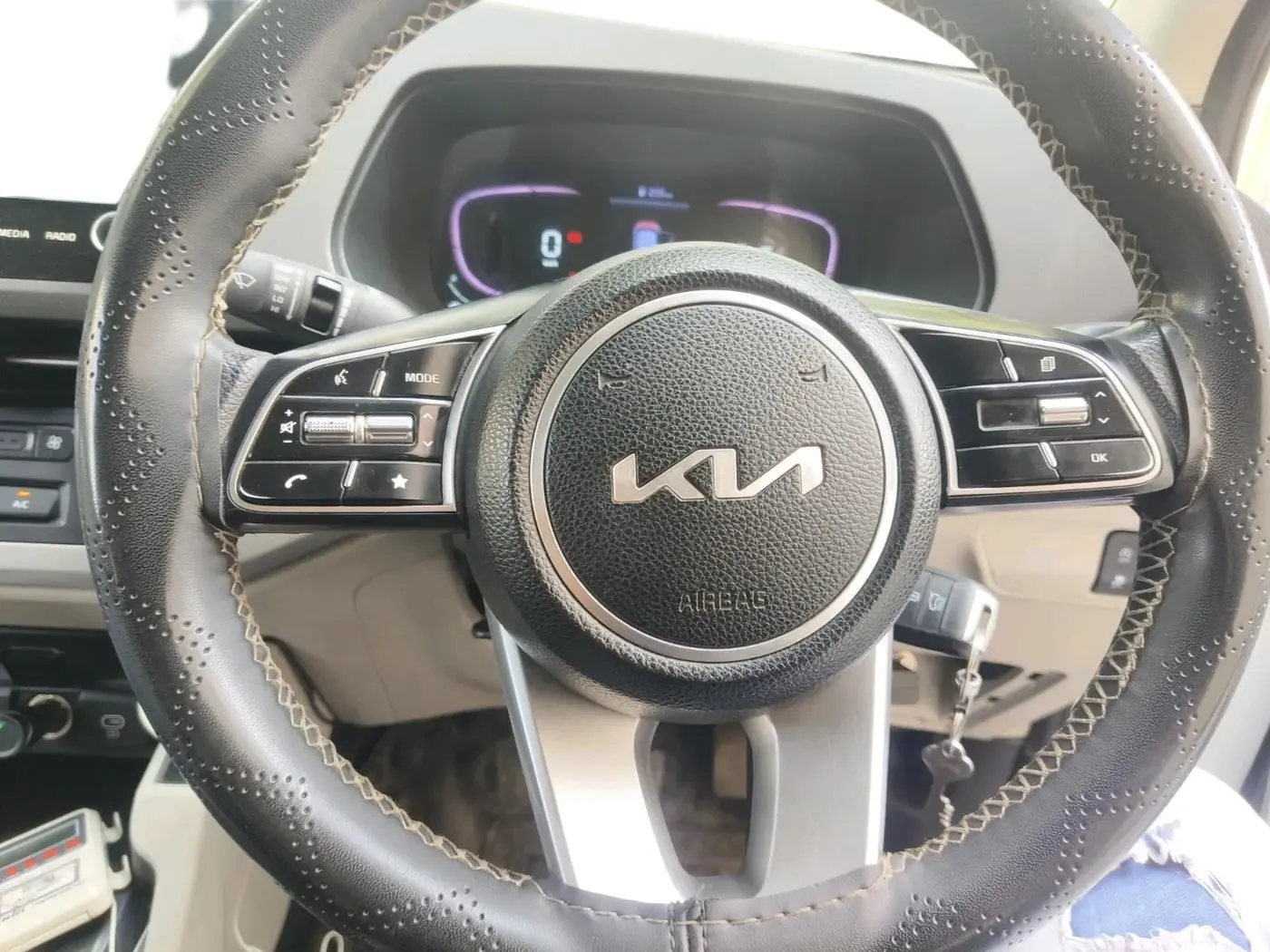 2023 KIA CARENS PRESTIGE 1.5 PETROL 7 STR, Petrol, Manual, 43,970 km, interior