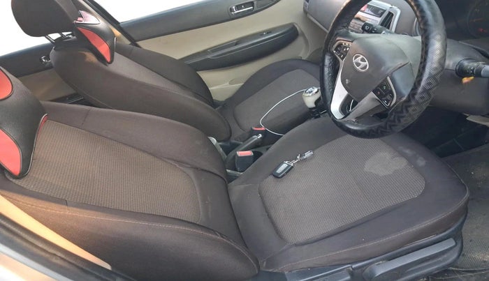 2014 Hyundai i20 ASTA 1.4 CRDI, Diesel, Manual, 86,029 km, interior