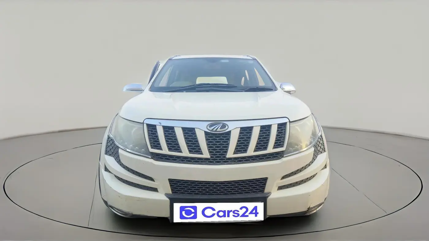 2014 Mahindra XUV500 W8, Diesel, Manual, 1,18,921 km, exterior