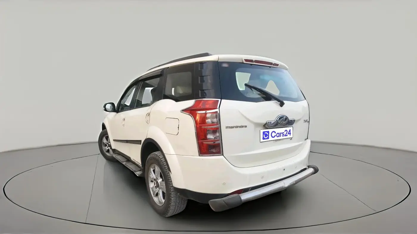 2014 Mahindra XUV500 W8, Diesel, Manual, 1,18,921 km, exterior