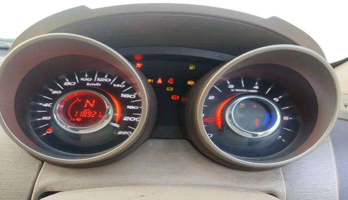2014 Mahindra XUV500 W8, Diesel, Manual, 1,18,921 km, interior