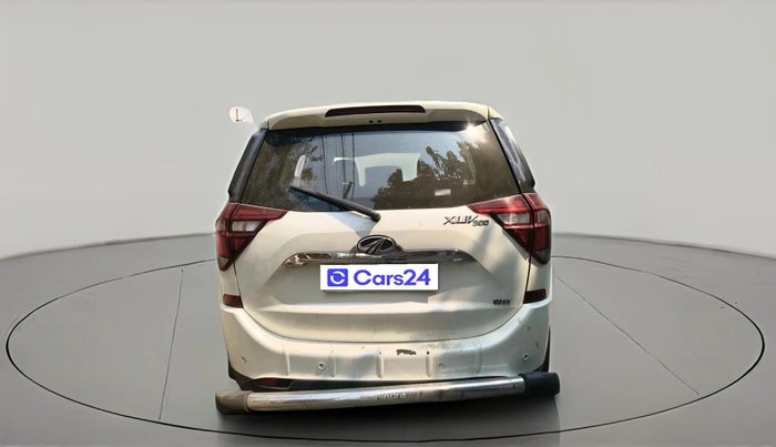 2019 Mahindra XUV500 W11, Diesel, Manual, 90,255 km, exterior