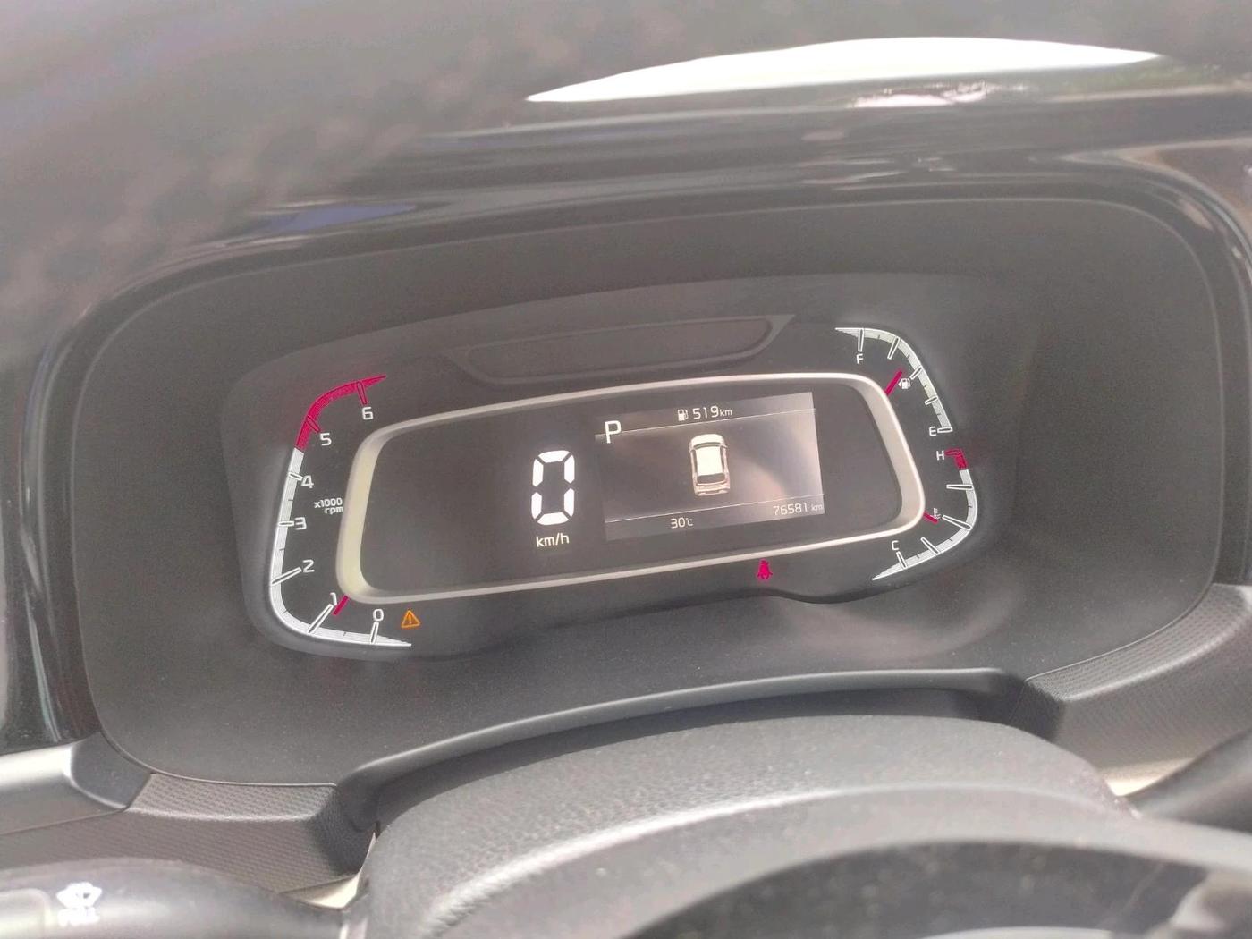 2022 KIA SONET HTX 1.5 AT, Diesel, Automatic, 76,581 km, interior