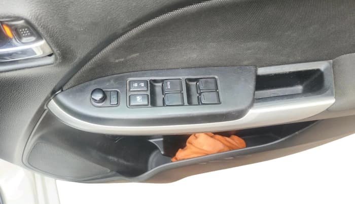 2017 Maruti Baleno ALPHA PETROL 1.2, Petrol, Manual, 1,66,262 km, interior