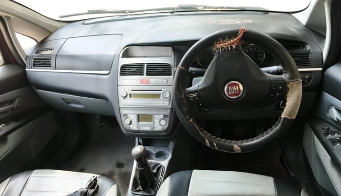 2014 Fiat Grand Punto Emotion 1.3, Diesel, Manual, 65,000 km, interior