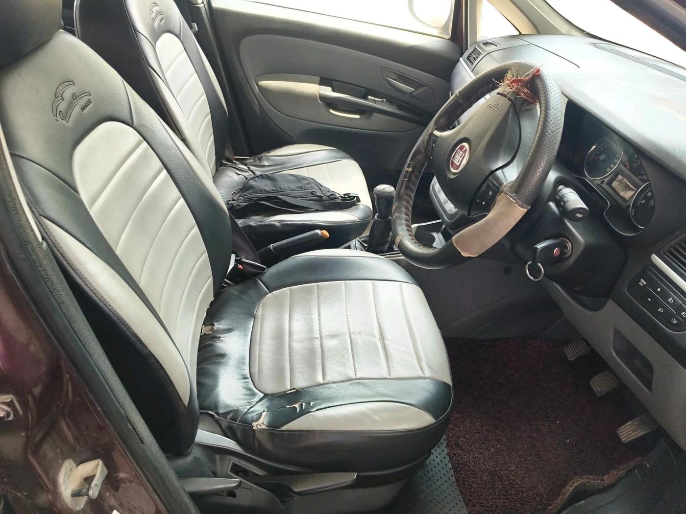 2014 Fiat Grand Punto Emotion 1.3, Diesel, Manual, 65,000 km, interior