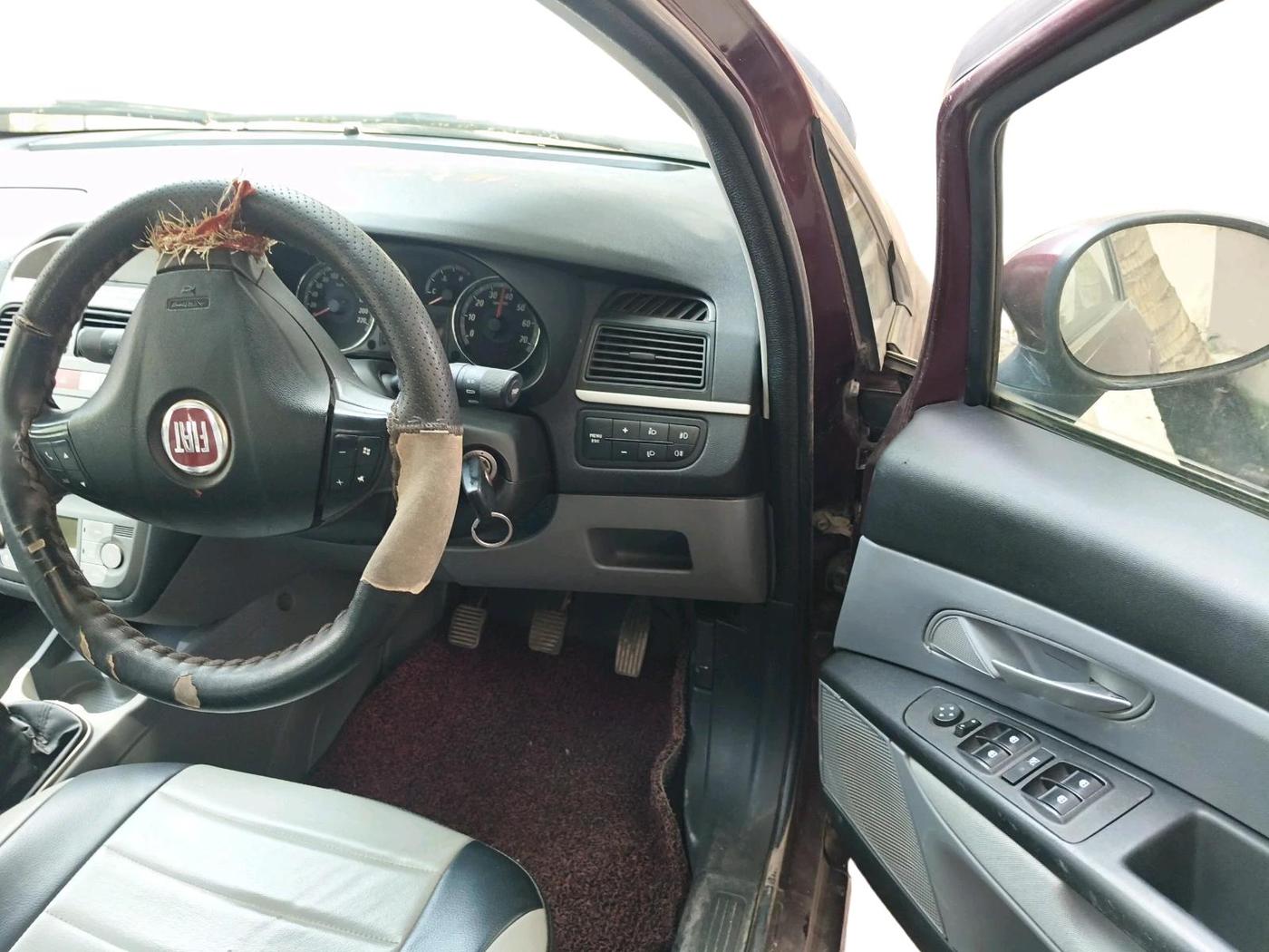 2014 Fiat Grand Punto Emotion 1.3, Diesel, Manual, 65,000 km, interior