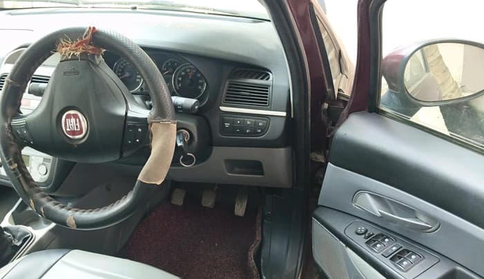 2014 Fiat Grand Punto Emotion 1.3, Diesel, Manual, 65,000 km, interior