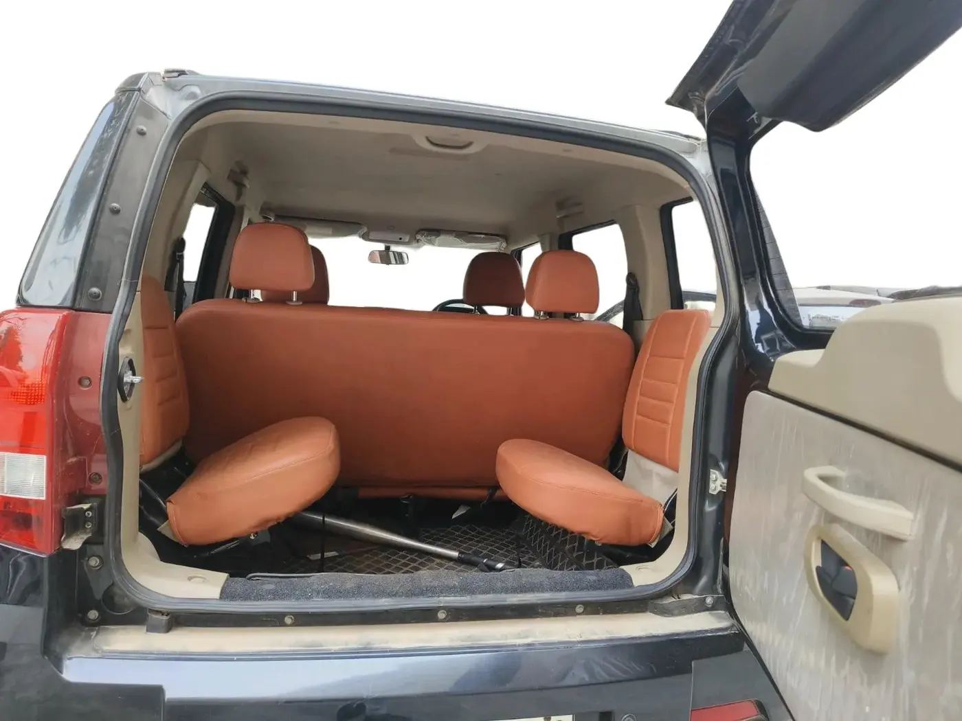 2023 Mahindra BOLERO NEO N 8, Diesel, Manual, 38,503 km, exterior