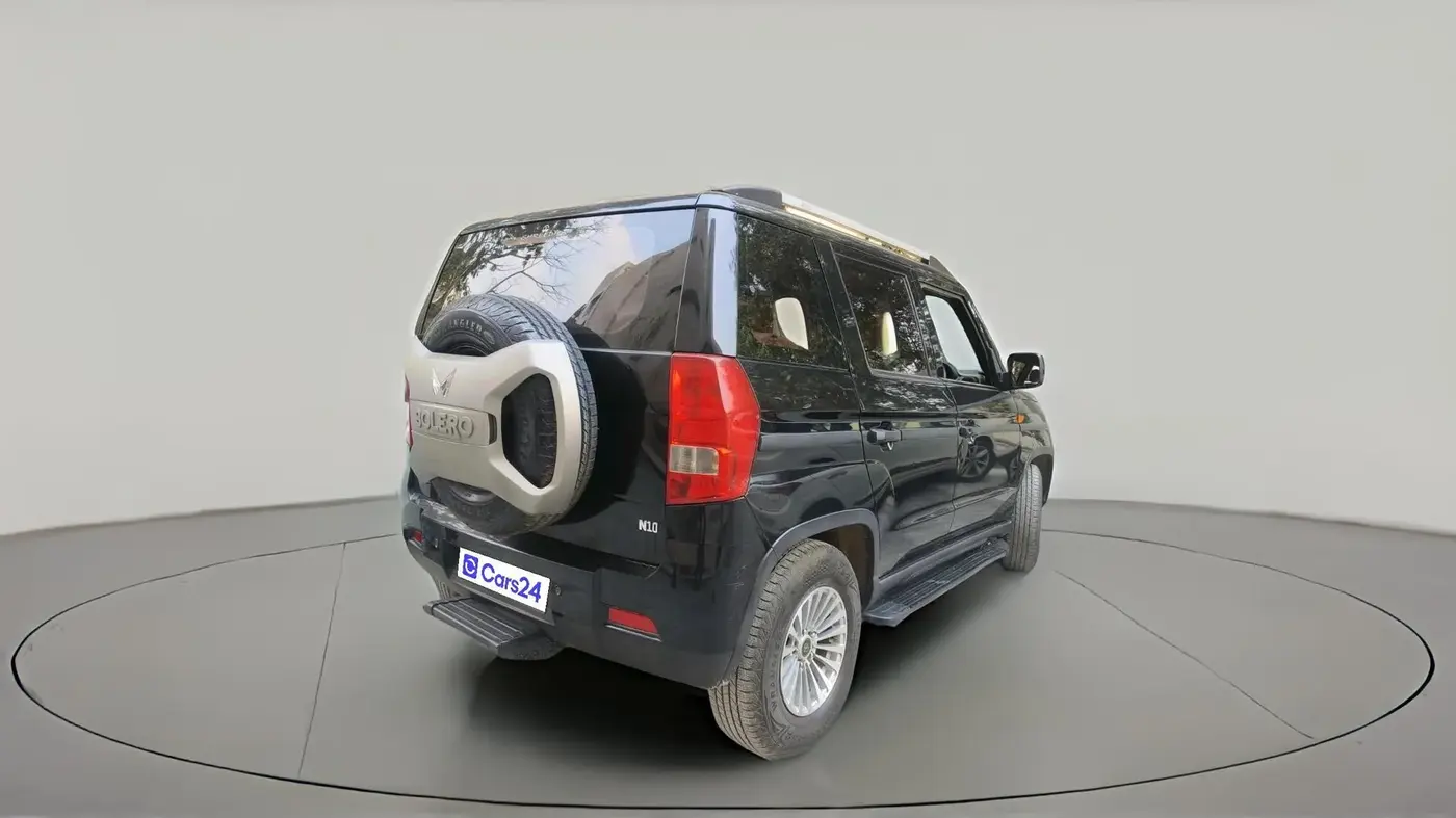 2023 Mahindra BOLERO NEO N 8, Diesel, Manual, 38,503 km, exterior