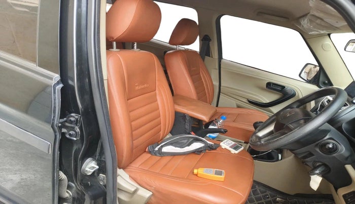 2023 Mahindra BOLERO NEO N 8, Diesel, Manual, 38,503 km, interior