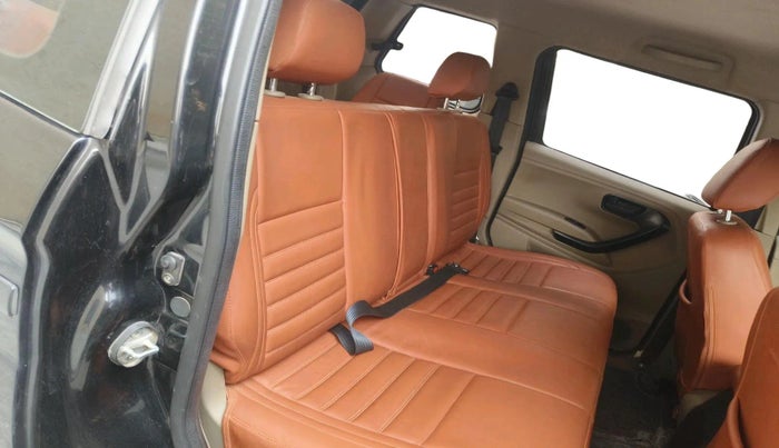 2023 Mahindra BOLERO NEO N 8, Diesel, Manual, 38,503 km, interior