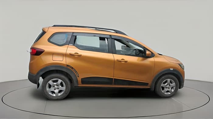 2019 Renault TRIBER RXZ, Petrol, Manual, 21,630 km, exterior