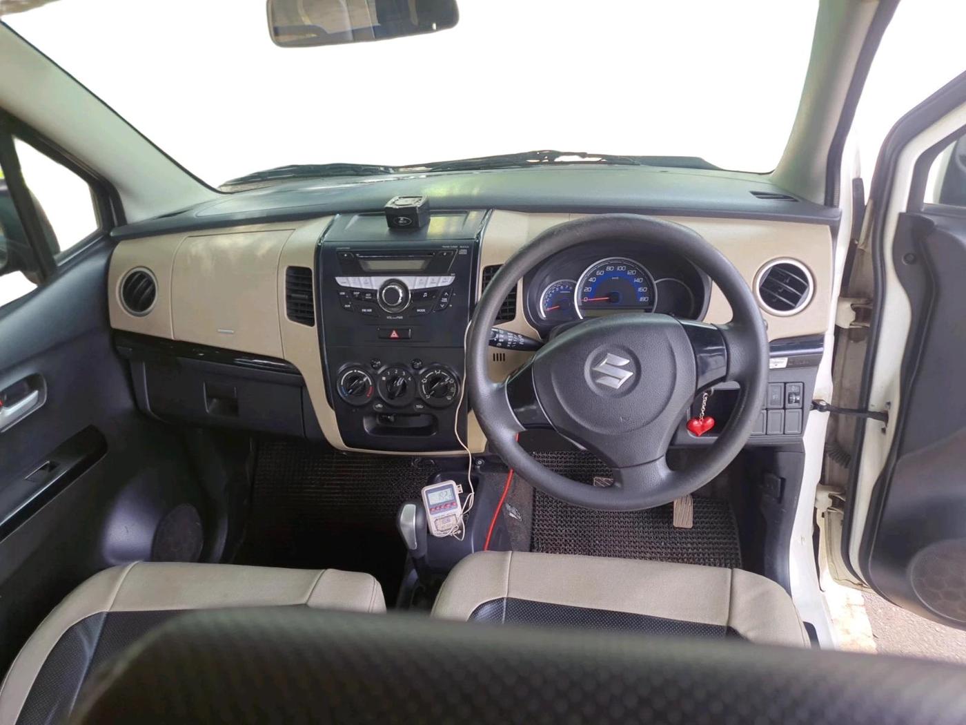 2018 Maruti Wagon R 1.0 VXI AMT, Petrol, Automatic, 87,847 km, interior