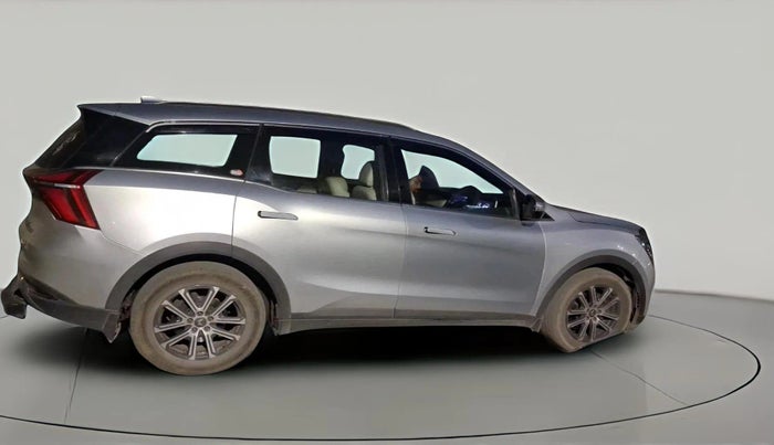 2022 Mahindra XUV700 AX 7 LUXURY D MT 7 STR, Diesel, Manual, 89,682 km, exterior