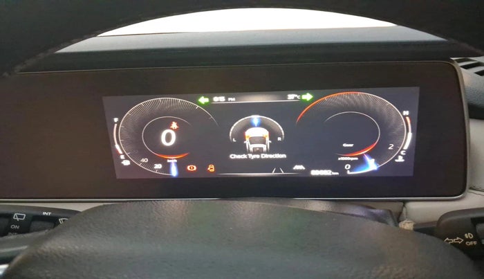 2022 Mahindra XUV700 AX 7 LUXURY D MT 7 STR, Diesel, Manual, 89,682 km, interior