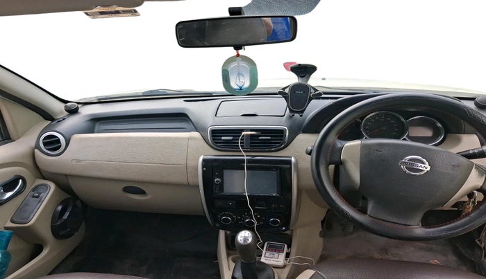 2016 Nissan Terrano XL D PLUS, Diesel, Manual, 1,12,090 km, interior