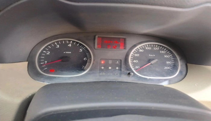 2013 Renault Duster 85 PS RXL DIESEL (OPT), Diesel, Manual, 1,50,419 km, interior