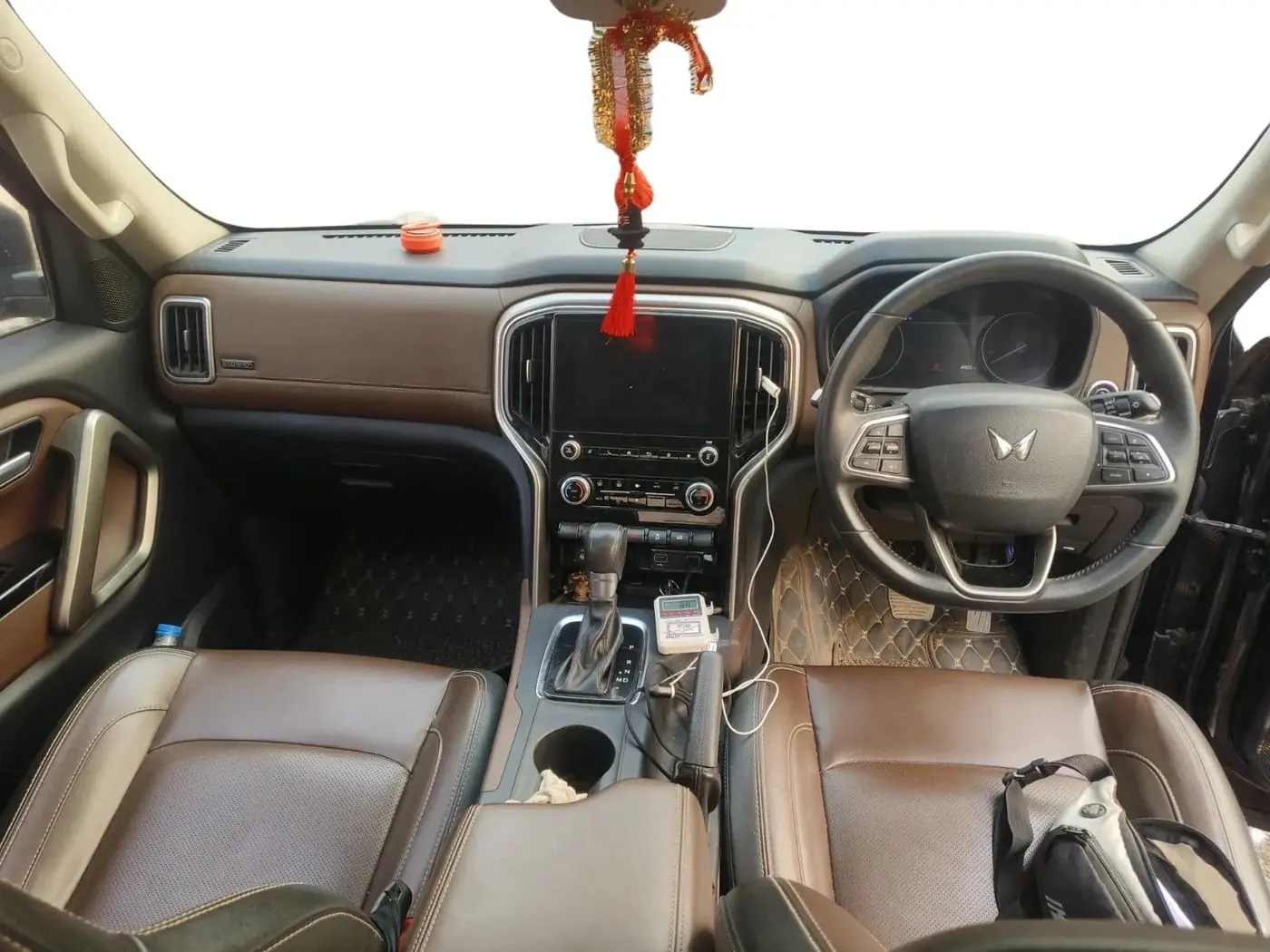2022 Mahindra SCORPIO-N Z8 L PETROL AT 6 STR, Petrol, Automatic, 46,123 km, interior