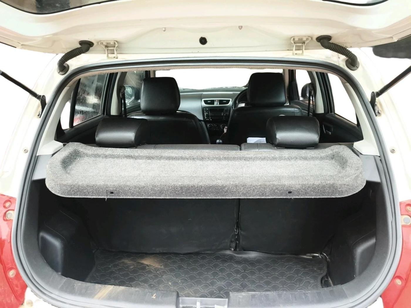 2015 Maruti Swift VXI, Petrol, Manual, 1,98,520 km, exterior